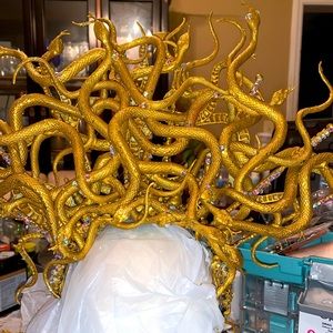 Medusa headpiece